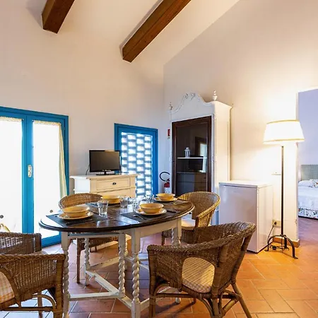 Apartman Awesome In With Kitchen Lazzeretto