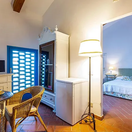 Awesome In With Kitchen Apartman