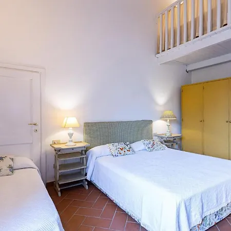 Apartman Awesome In With Kitchen *